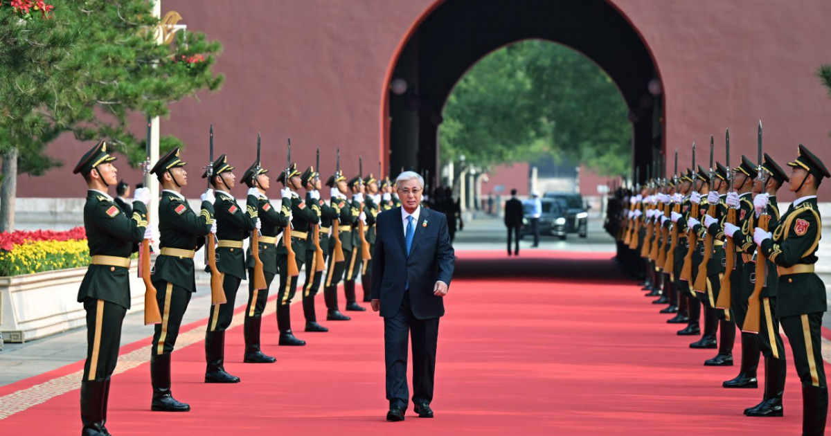 Интернетте ретро порно бейнелерді қараңыз