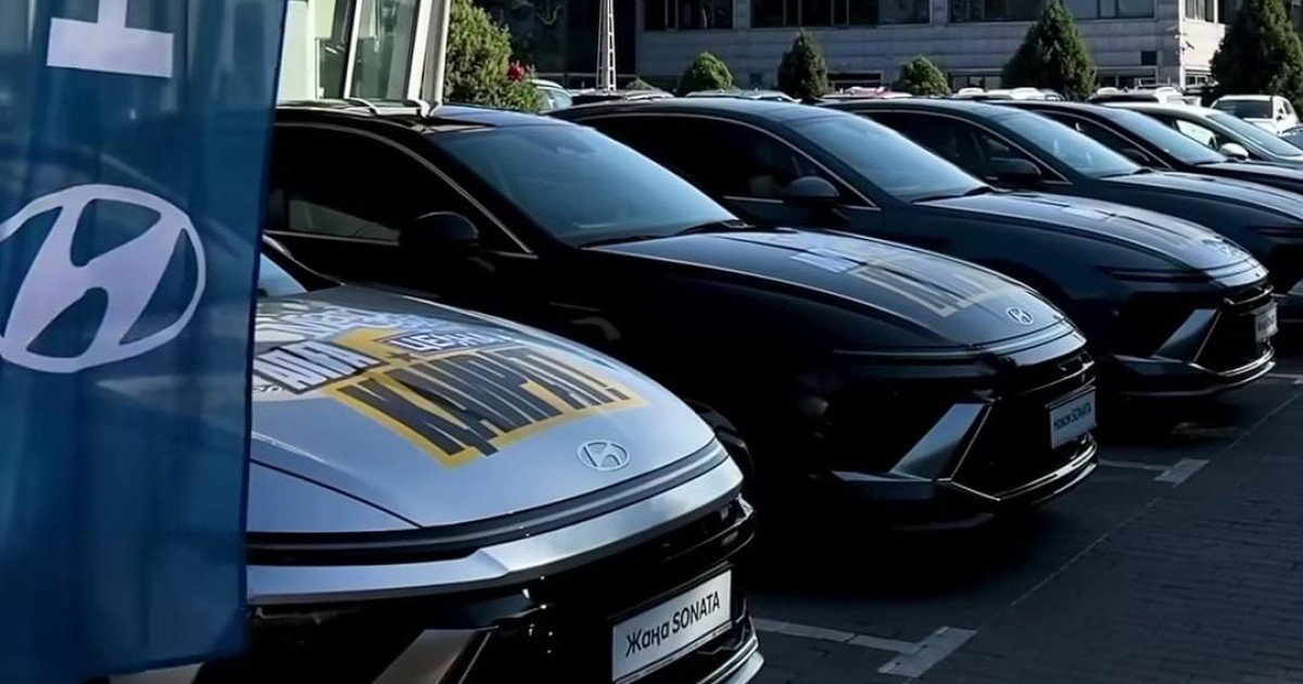 Тұрсын Алагөзов «Қайрат» «Реал Мадридті» ұтса қандай көлік сыйлайтынын көрсетті (ВИДЕО)