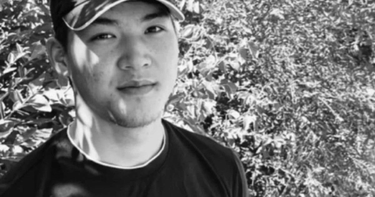 Орыс аналь қыздары