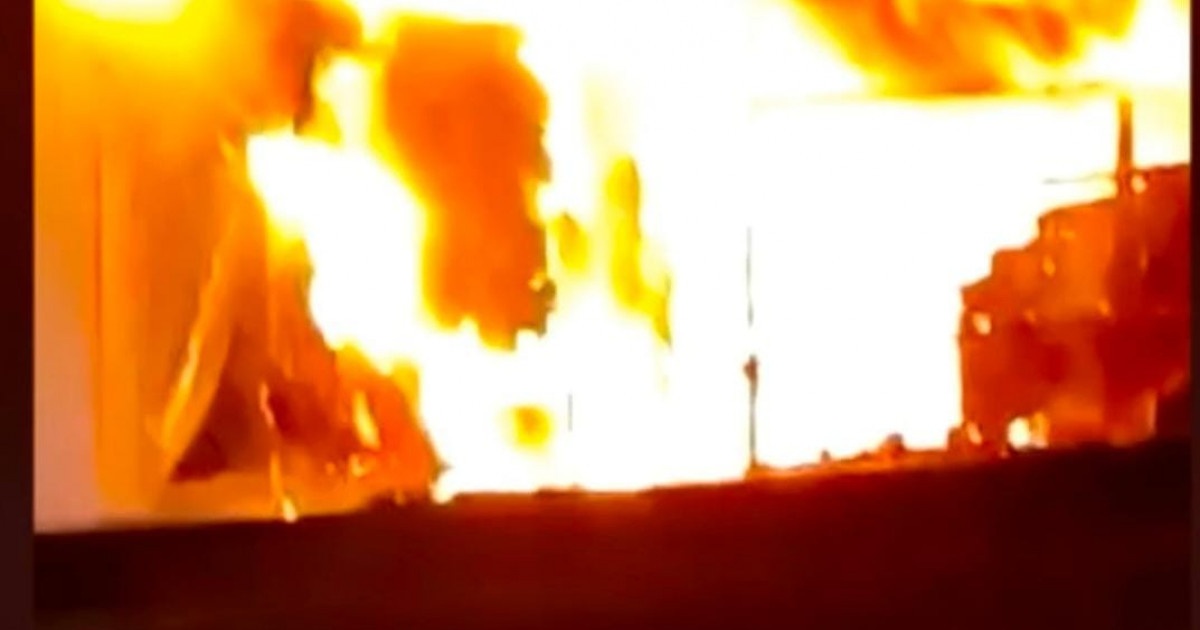 Жамбыл облысындағы алапат өрттен 13 баласы бар отбасы баспанасыз қалды