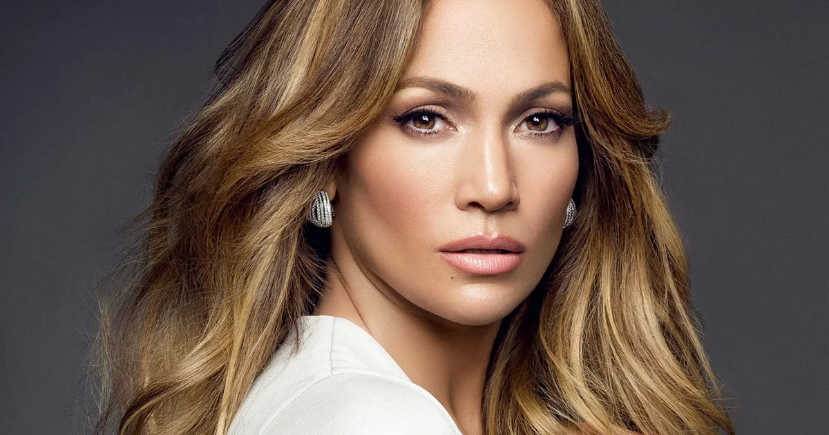 Қыздың аузына кірген порносын көріңіз