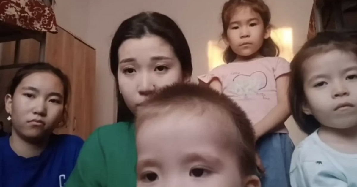 «Дені сау» деген диагноз қойды: 5 баласы араша сұраған ана үйіне шықты