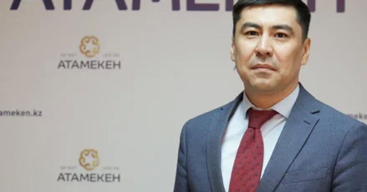 Порно видео қыздардың ұйықтап жатқаны, олар тыныш трахается