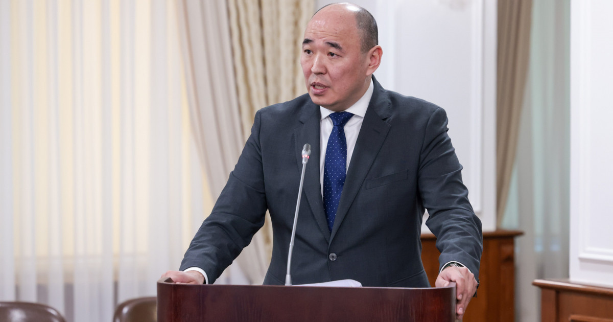 Экс-министр Қанат Шарлапаев тағы бір лауазымынан айырылды