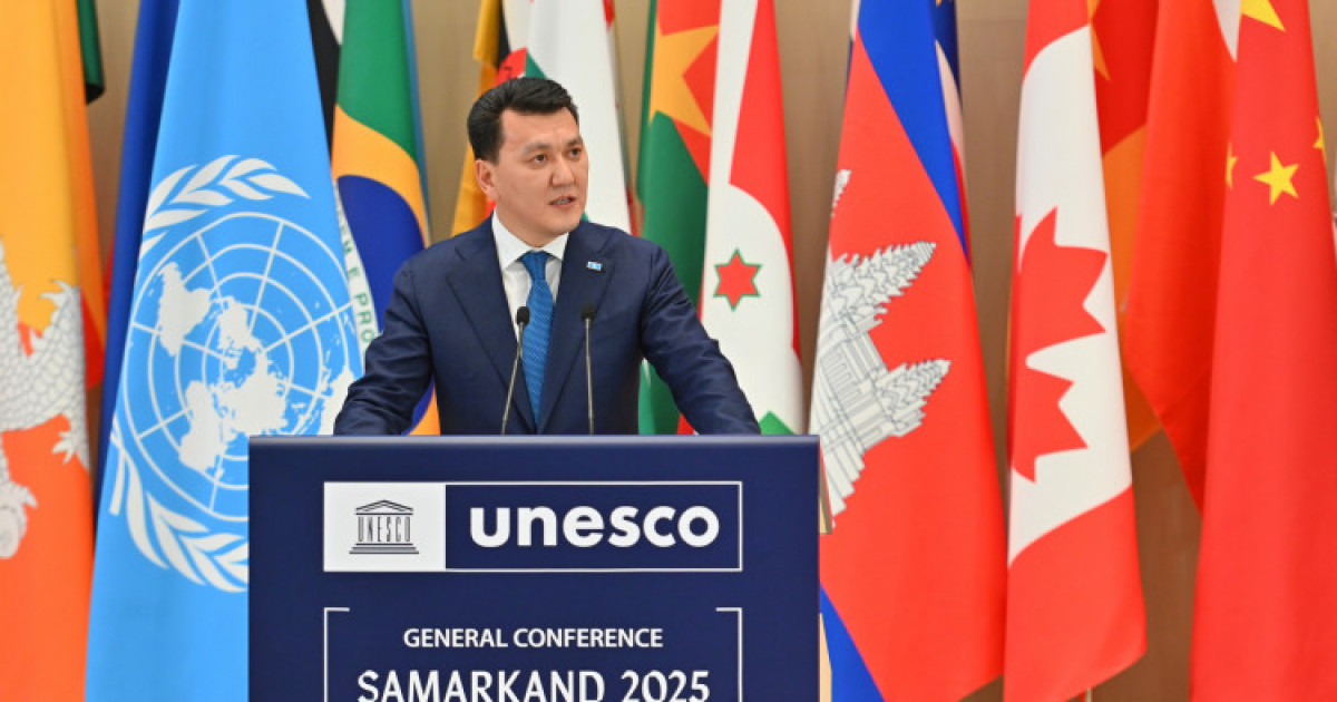 1970 жылдардағы неміс порносының шедеврлері Бөксесі қатты екі қызбен порно