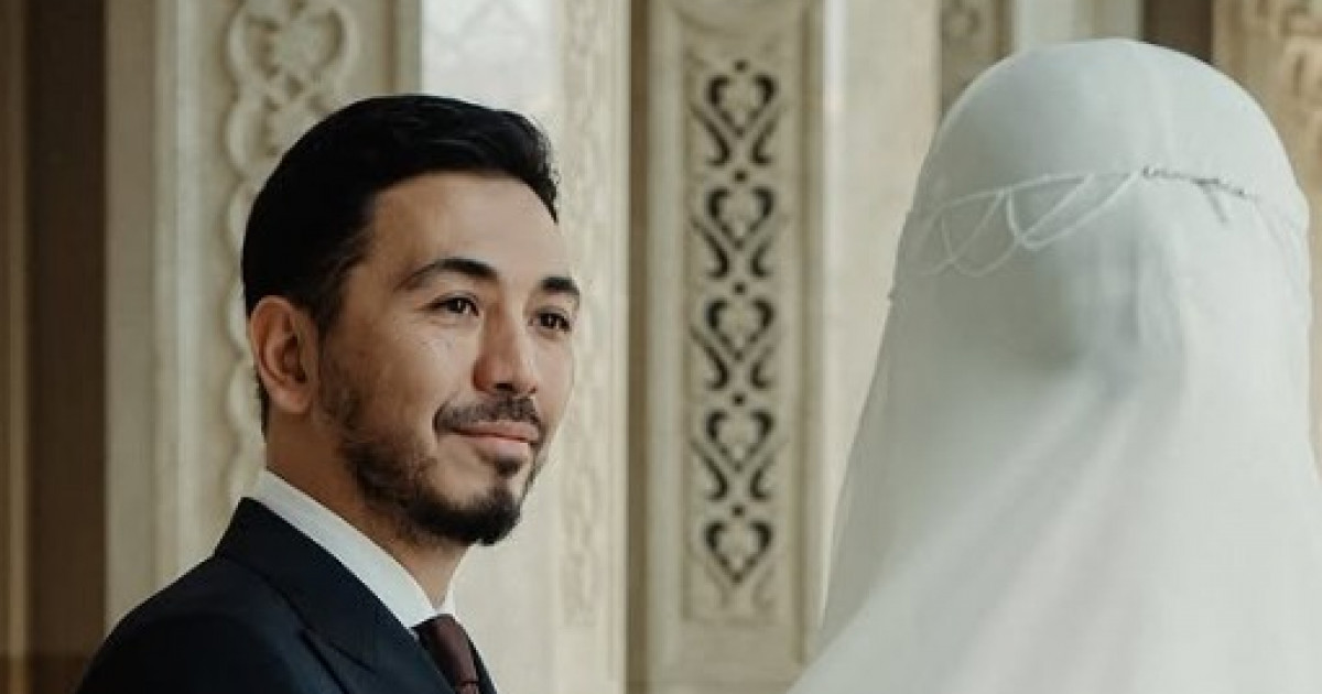 «Есімі – Жұлдыз»: Дәурен Айдарқұлов көпшілікке әйелін таныстырды