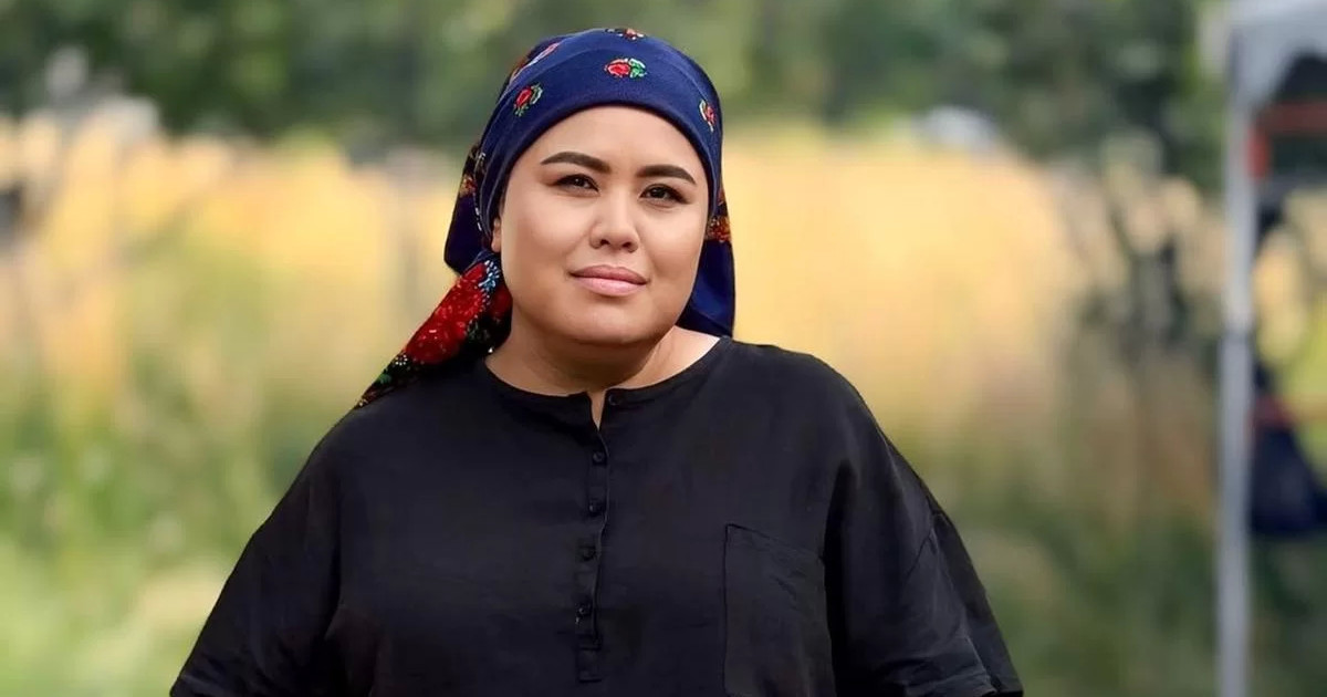 Жігіттер қолдарын қолданбай простата арқылы өтеді.