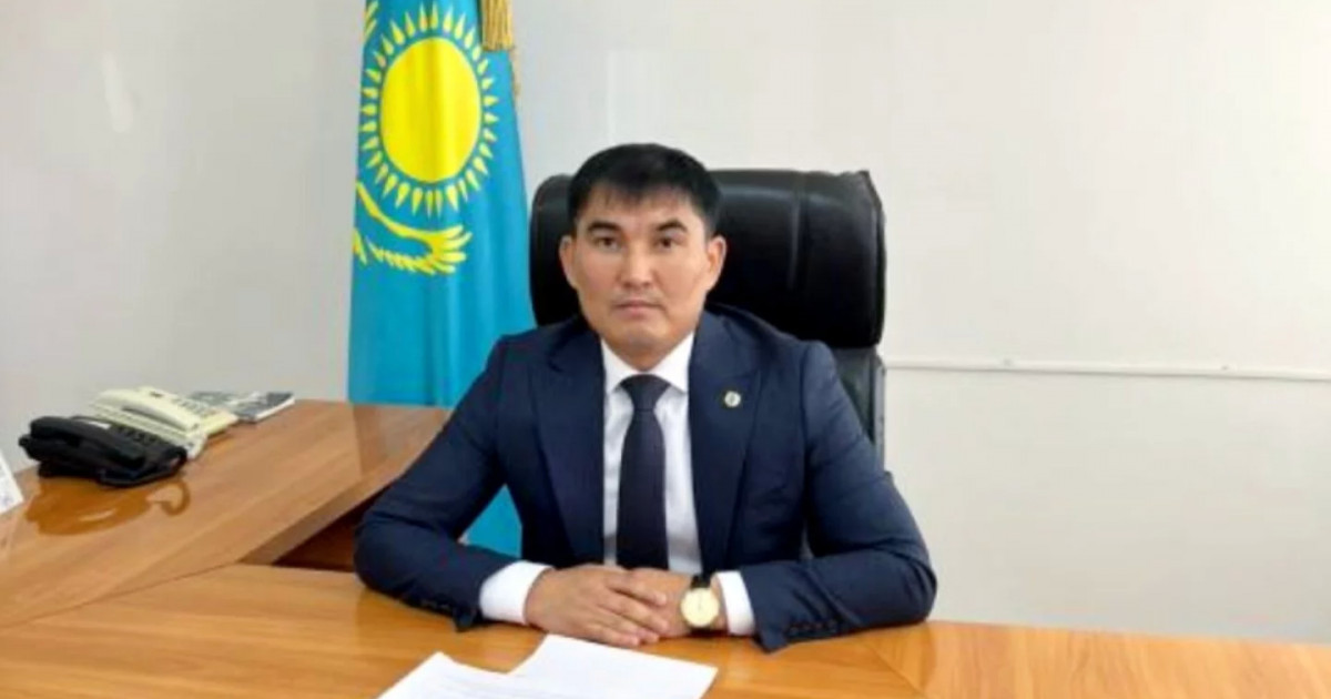 «Мені ақтаңыз»: көңілдесін ұрған әкімге айыппұл салмақ