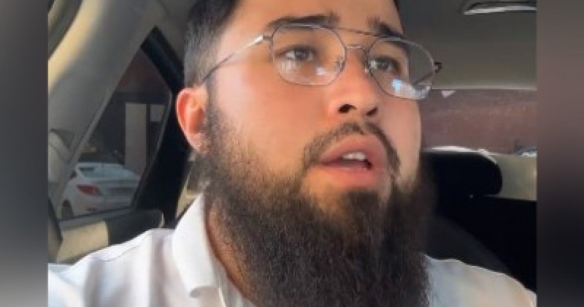 Транссексуалдардың зәр шығару бейнелері