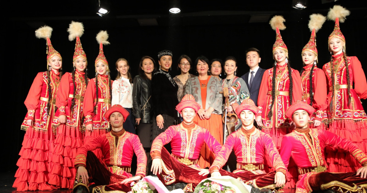 Үйдің сары гүлі