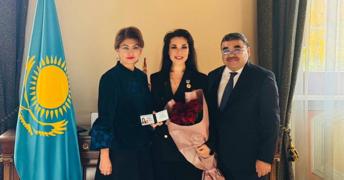 Опера әншілері ұрық ішеді Опера әншілері ұрық ішеді