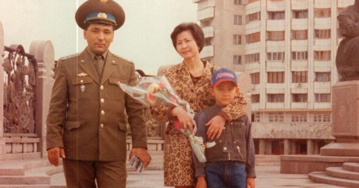 Роза Рымбаеваның 1998 жылы түскен суреті жарияланды