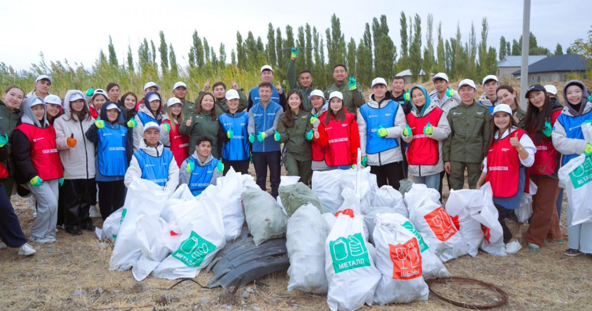 «Тaza Qazaqstan»: «Жастар рухы» Жастар қанаты қолға алған road-эстафета Түркістан облысында жалғасты