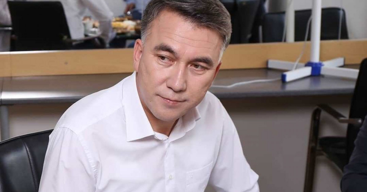 «Жайдарманнан басқа ештеңе жүргізбедім десеңізші»: Есен Елеукенмен қалжыңдасқан журналисті жұрт сынады (ВИДЕО)