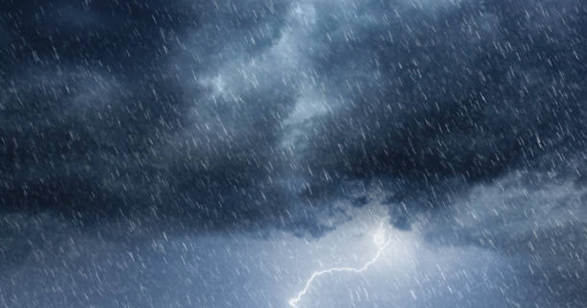 Орыс жезөкшесінің минет жасап жатқан видеосы