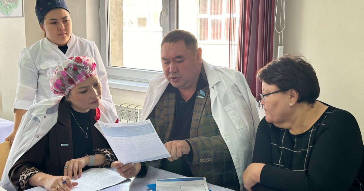 Бисексуалды секс фотосуреттері