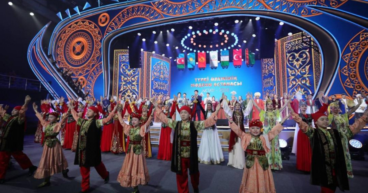 «Ақтау – Түркі әлемінің 2025 жылғы мәдени астанасы» жылының жабылуына арналған салтанатты концертке 1 500-ден астам адам қатысты