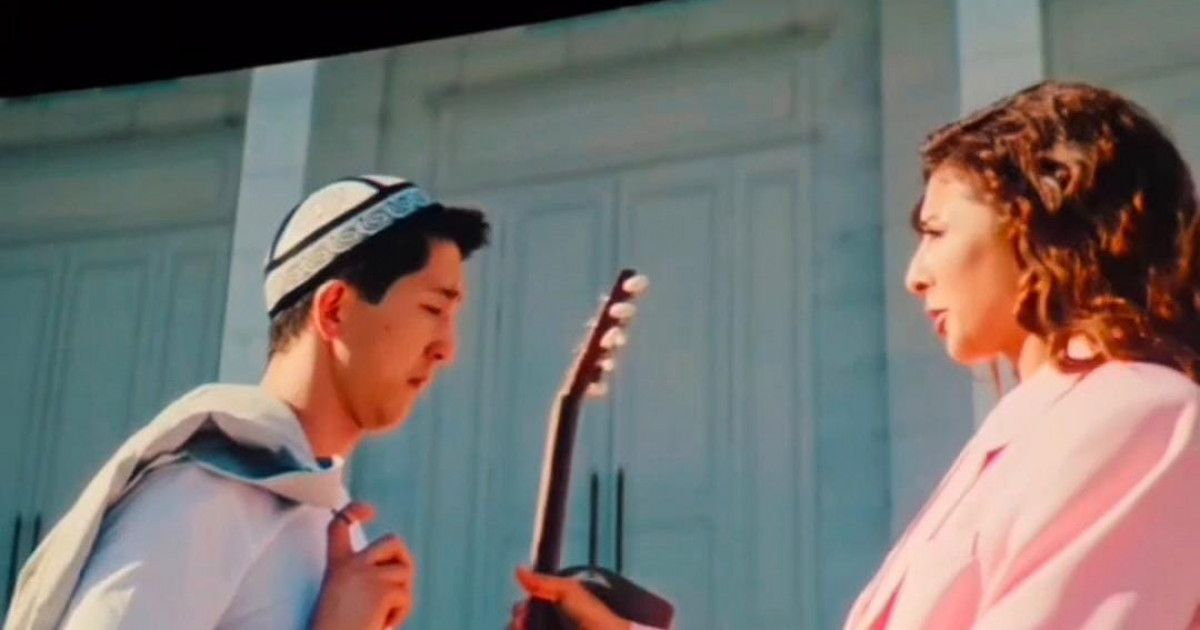 Света Букна порно жүктеп алу