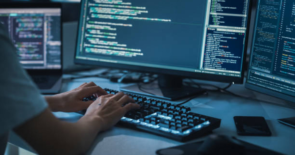 Қазақ студенттері жасаған Aleem қосымшасы Duolingo-ны озып, App Store көшін бастады