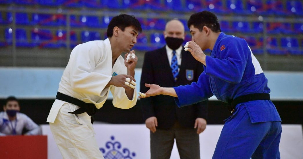 «Отбасымен дзюдошылар»: Мәди Амангелді Эр-Риядтағы жарыста сенсация жасап, финалға шықты