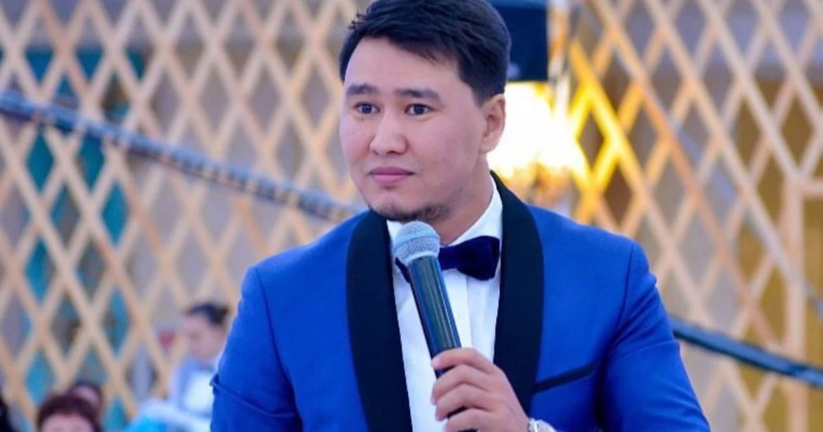 Жалқау ана қызына белдікпен трахает жасауды үйретеді (орыс HD порно онлайн)