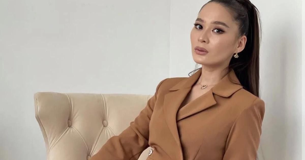 «Ақшаға қатысты мәселе барын білмедім»: әнші Индира Елемес күйеуі мен Арман Дүйсеновтің арасындағы дауға пікір білдірді