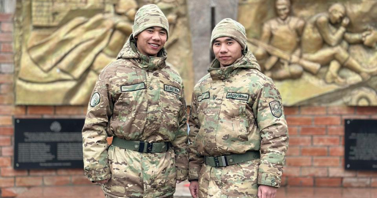 Егіз сарбаз Аман мен Есен ел қорғаны