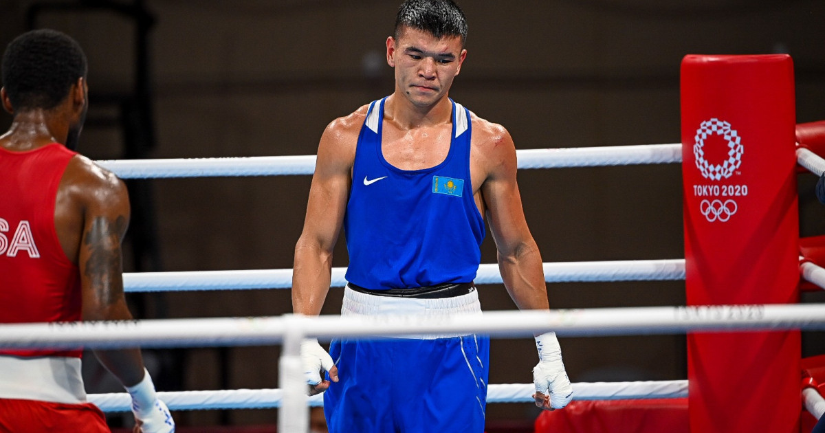 «Екі нокдаун»: Абылайхан Жүсіповтің әлем біріншілігіндегі жекпе-жегі күтпеген нәтижемен аяқталды