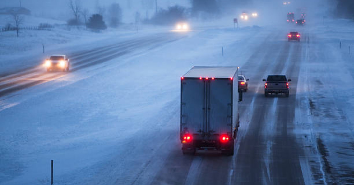 Қазақстанда жол қозғалысындағы шектеулер туралы ақпаратты жүргізушілерге жедел жеткізетін жаңа цифрлық жүйе іске қосылды