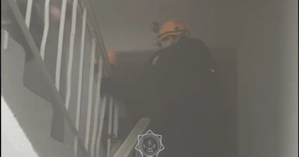 Қостанайда көпқабатты тұрғын үйде өрт шықты