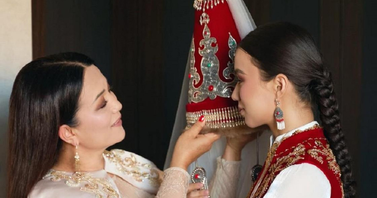 Қызымның сәукелесін жарты жыл дайындадық - Света Айтбаева (видео)