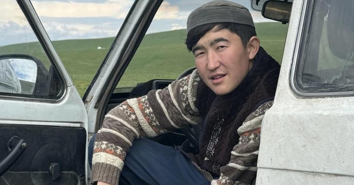 «Сотталып кете жаздадым...»: «қойшы бала» жан сырын ақтарды (видео)