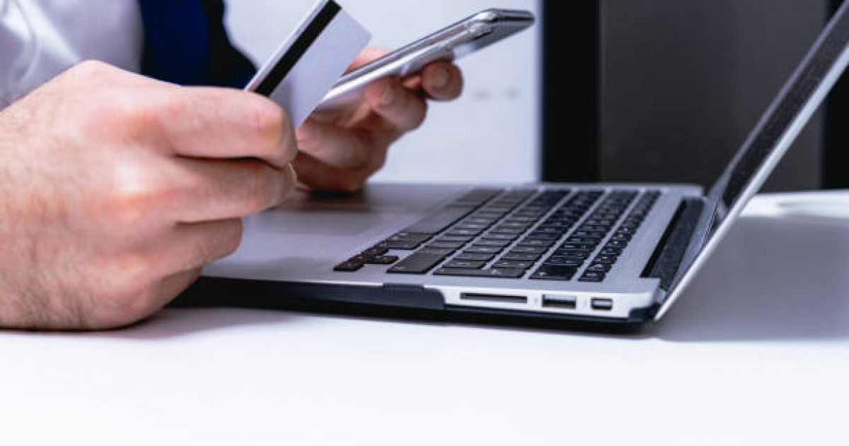 «Банк картасында қанша ақша ұстау қауіпсіз?»: қазақстандықтар үшін өте қажет ақпарат