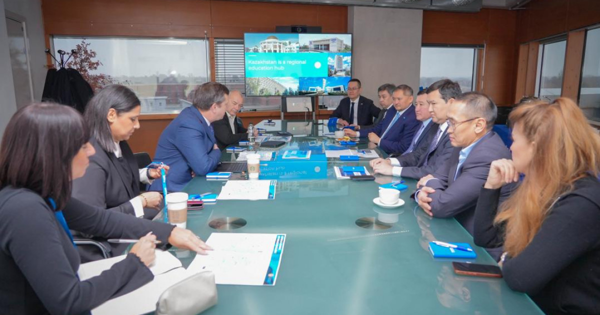 Coventry University-мен технологиялық мүмкіндікті кеңейту мәселесін талқылады