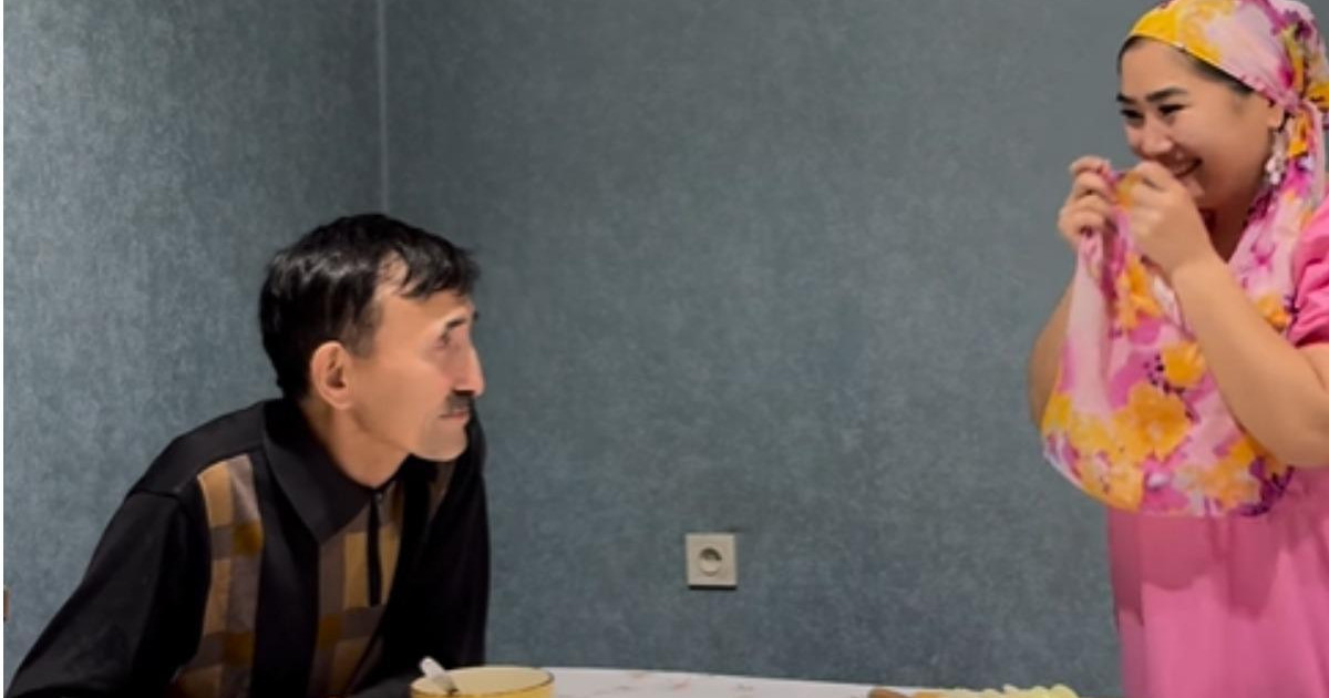 Қайын атасының атын айтқан танымал актердің келіні қызу талқыға түсті (видео)