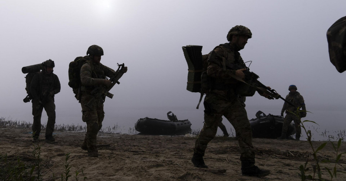 Купянск маңындағы шайқас: Ресей әскері қаланы бұзып кіруге тырысуда