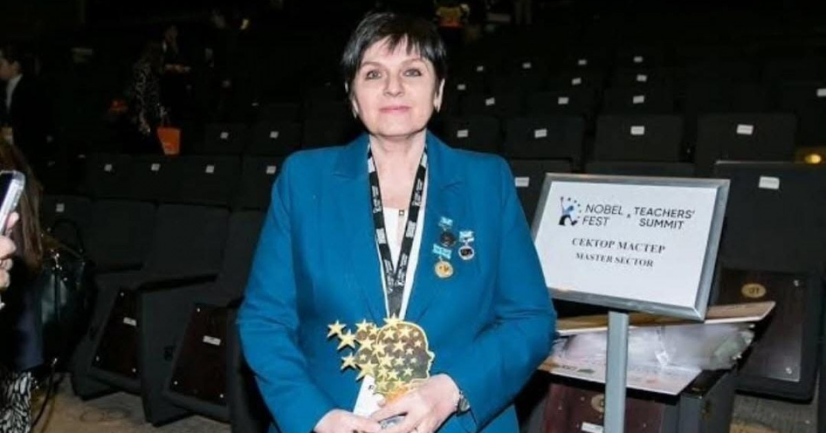 Президент Татьяна Белоусованы әлемдегі ең үздік 50 педагогтің қатарына енуімен құттықтады