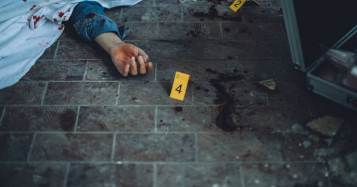 Талғарда әйелді бес жасар қызының көз алдында өлтіріп кетті