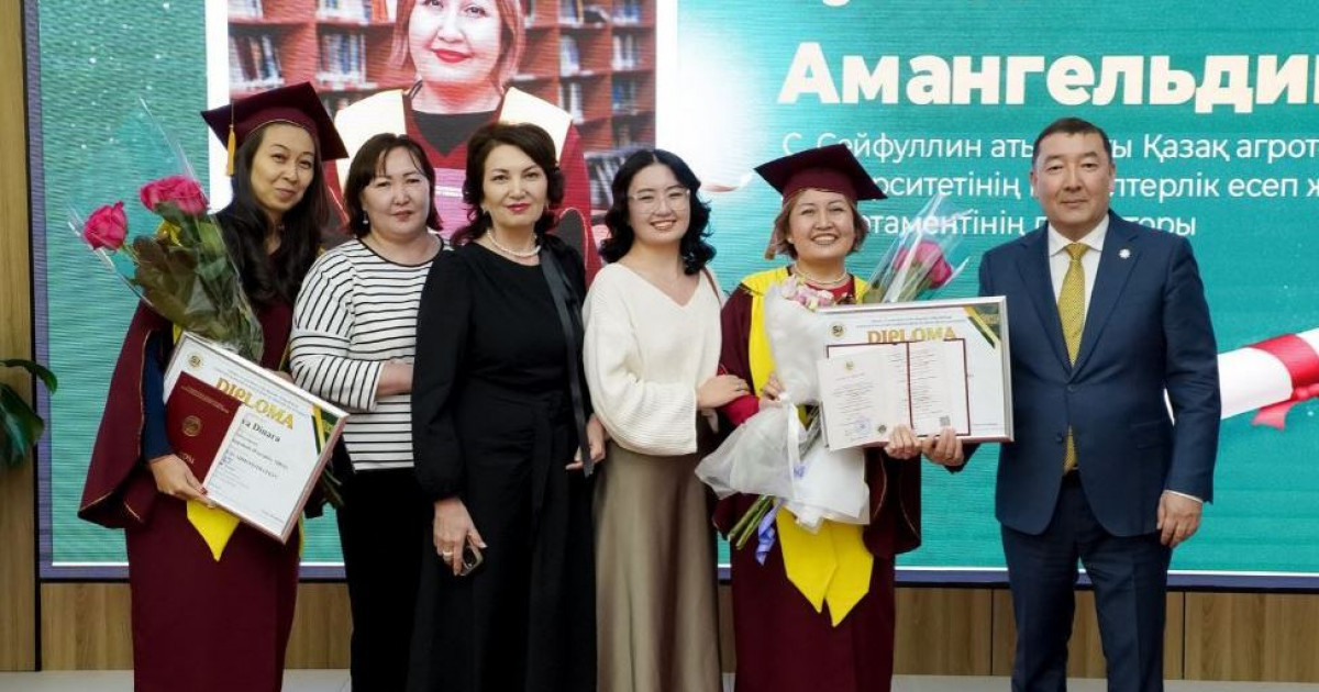 Түлектерге  диплом табысталды