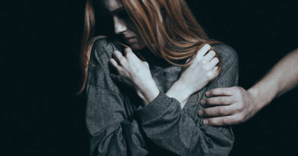 Жамбылда 12 жастағы қызды 46 жастағы туысы ұзақ уақыт бойы зорлап келген