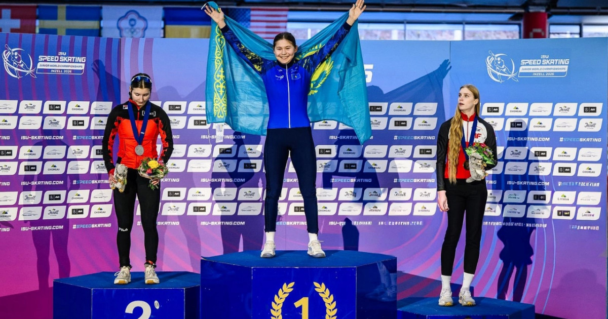 «3 алтын, 1 күміс»: Қазақстандық 20 жасар конькиші қыз әлем біріншілігінде айды аспаннан шығарды