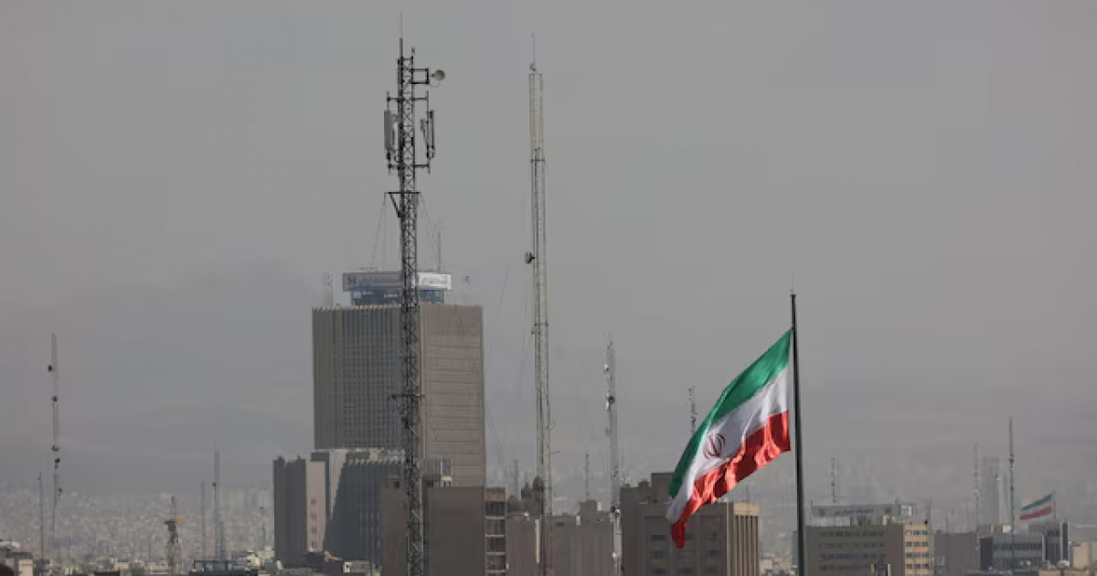 Иран жауап соққыларын бастады: Таяу Шығыста жарылыстар тіркелді