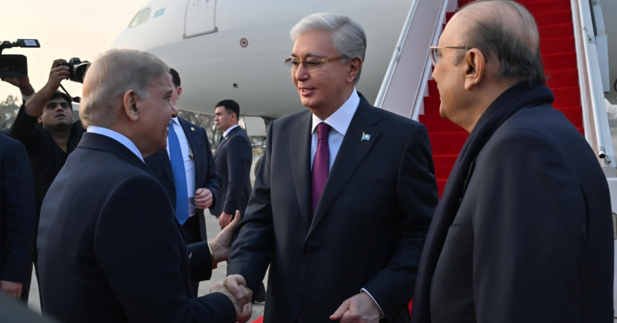 Қасым-Жомарт Тоқаевты Пәкістан Президенті мен Премьер-министрі салтанатты түрде қарсы алды