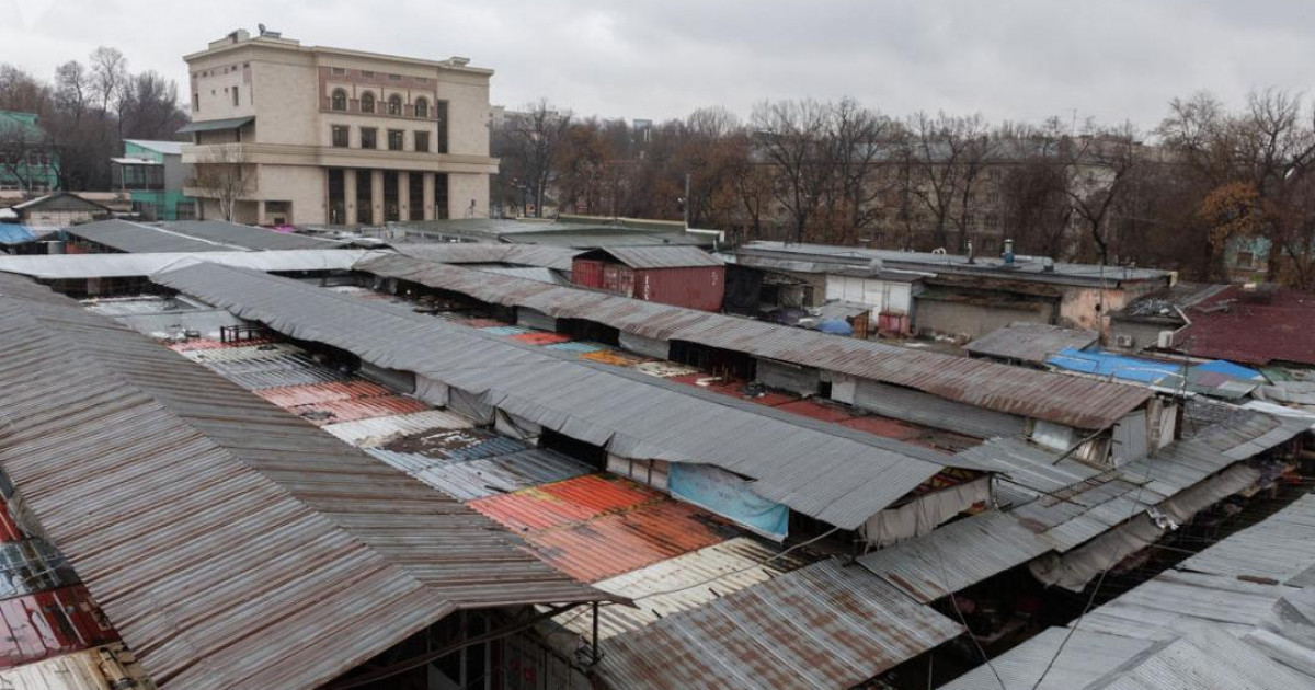 Мүлікке қойылған тыйымды заңсыз алып тастаған адамдар тобы сотталды