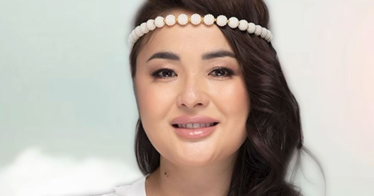 «Бес баладан 501 роза»: Мөлдір Мұқан мерекеде ерекше сыйлық алды (видео)