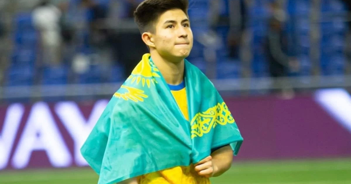 "Денсаулығын қалпына келтіруі керек": Дастан Сәтбаев Қазақстан құрамасынан шығарылды