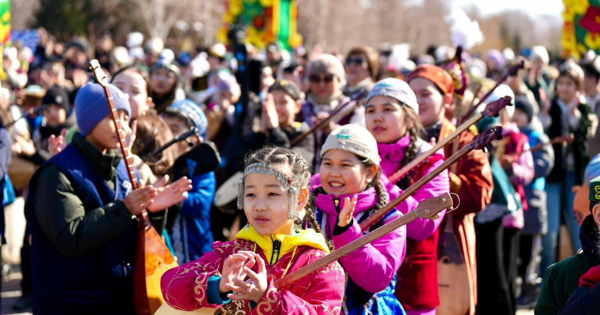 ШҚО-да 5 мыңнан астам домбырашы «Ақбұлақ» әнін орындап, әлемдік рекорд орнатты