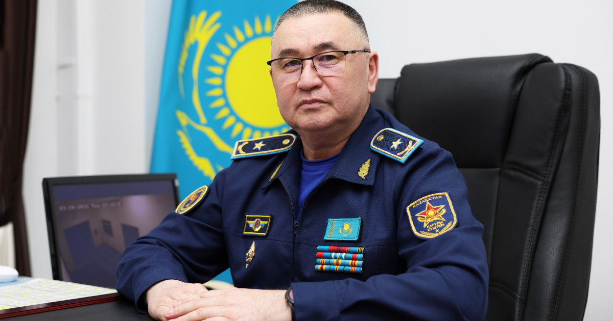 Әскер – елдің тірегі