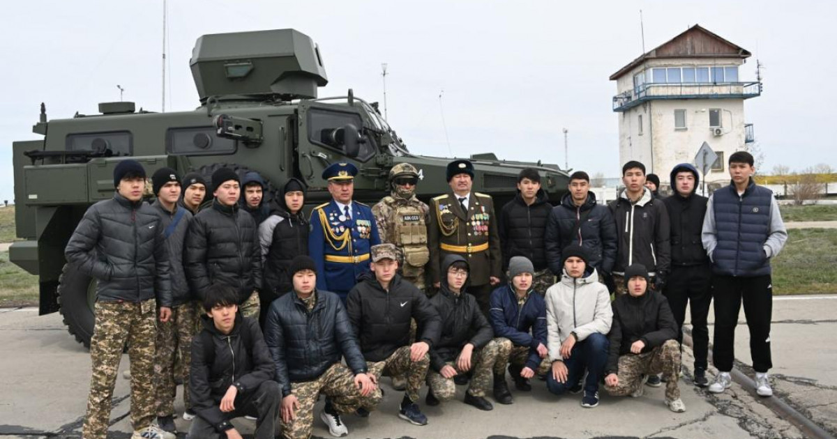 Ашық есік күнінде 15 мыңнан астам адам әскери бөлімді аралады