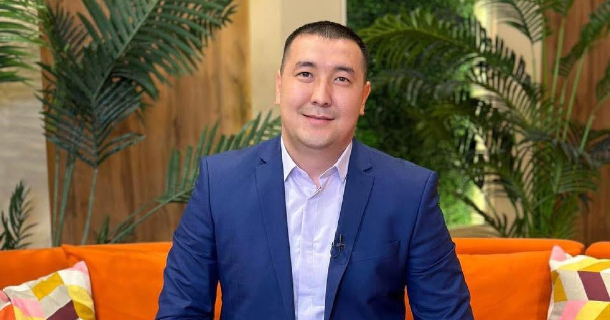 Белгілі адвокат Әділетхан Молдахан 10 тәулікке қамалды